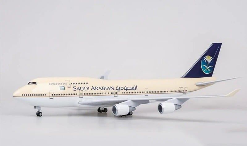  Mô hình máy bay Saudi Arabia Boeing B747-400 Ả Rập 47cm 1:150 có đèn led tự động theo tiếng vỗ tay hoặc chạm MB47018 