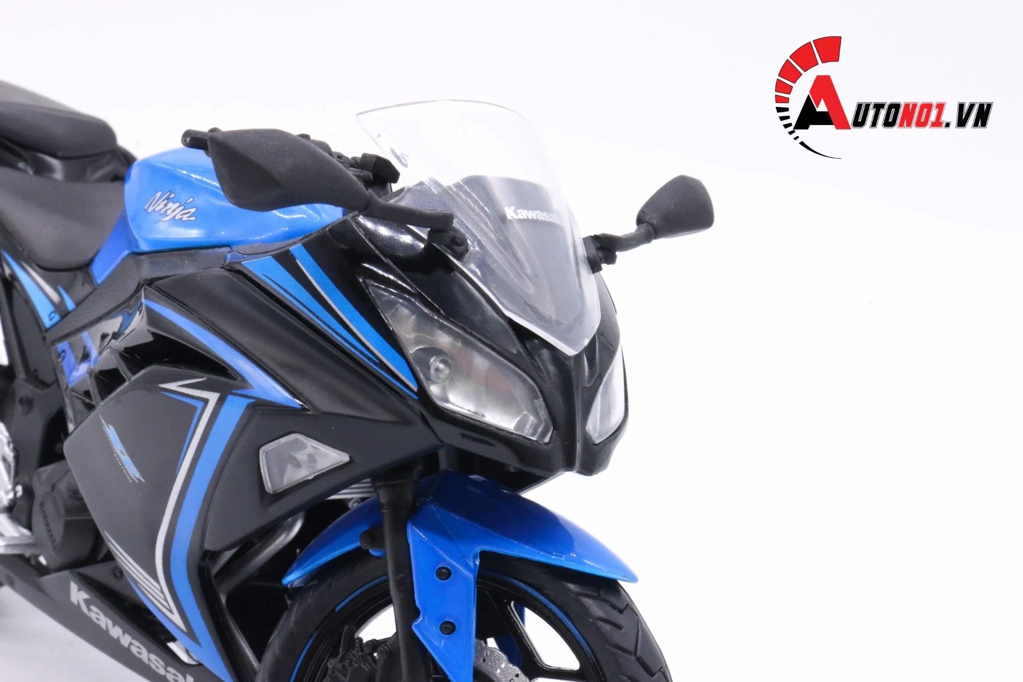  Mô hình xe mô tô Kawasaki Ninja 250 tỉ lệ 1:12 Automax 5796 