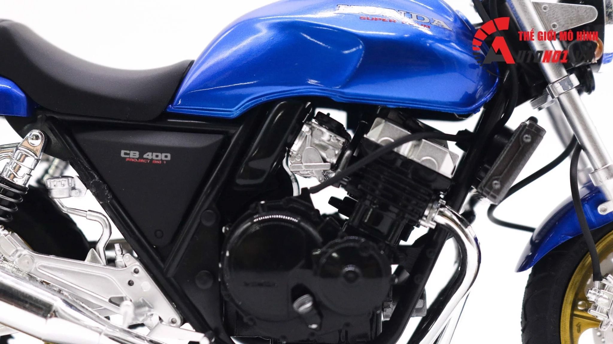Khám phá Honda CB400 2015 bản đặc biệt tại Hà Nội