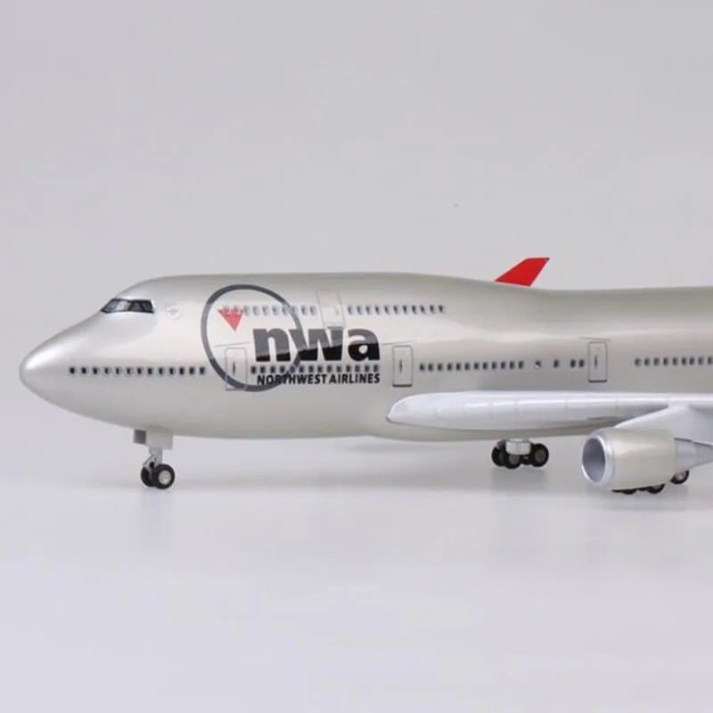  Mô hình máy bay Northwest Airlines NWA Boeing B747 47cm có đèn led tự động theo tiếng vỗ tay hoặc chạm MB47062 