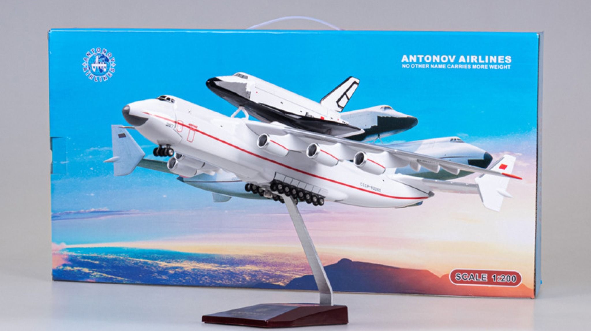  Mô hình máy bay vận chuyển Antonov AN225 Mriya Cossack vận chuyển tàu con thoi tỉ lệ 1:200 47cm MB47040 