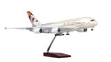  Mô hình máy bay Jason Tutu Etihad Airbus A380 Ả Rập 47cm có đèn led tự động theo tiếng vỗ tay hoặc chạm MB47043 