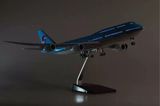  Mô hình máy bay Korean Air Boeing B747 47cm 1:130 có đèn led tự động theo tiếng vỗ tay hoặc chạm MB47009 