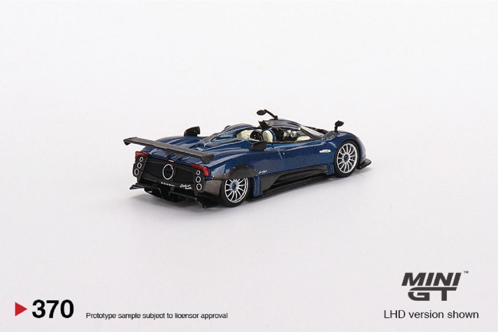 Mô hình xe Pagani Zonda HP Barchetta Blue Tricolore tỉ lệ 1:64 MiniGT MGT00370