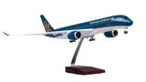  Mô hình máy bay Vietnam Airlines VN-A886 Airbus A350-900 47cm 1:140 có đèn led tự động theo tiếng vỗ tay hoặc chạm MB47010 