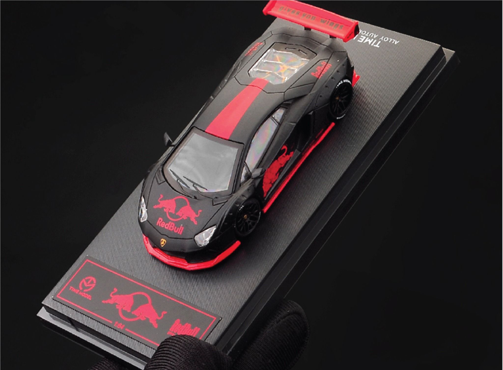  Mô hình xe Lamborghini Aventador LP700 1.0 Red Bull Cool Black tỉ lệ 1:64 TM640205 Time Micro 