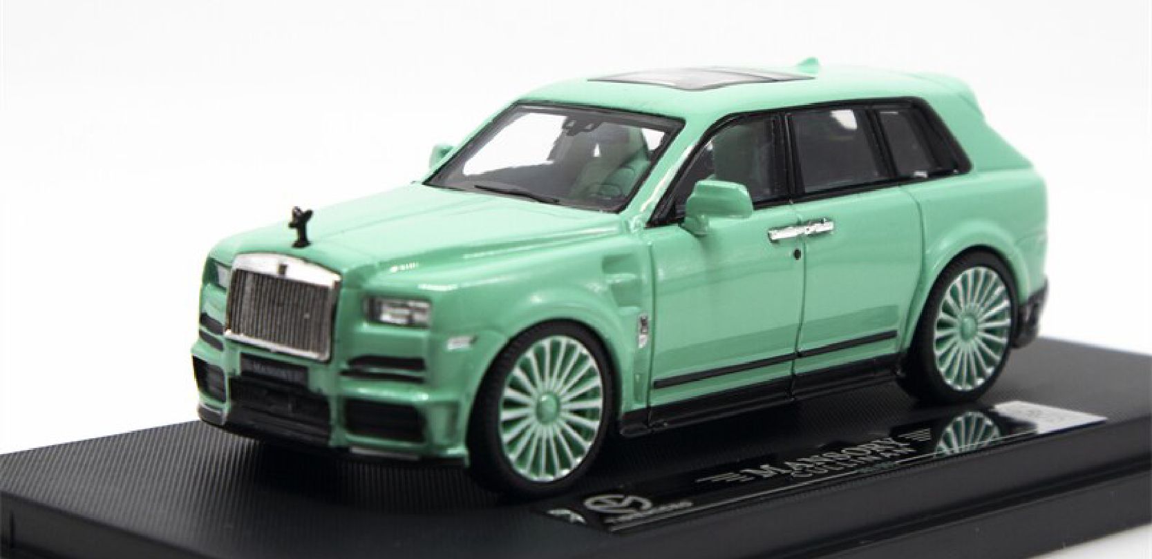  Xe mô hình Rolls Royce Cullinan Mansory color pastel tỉ lệ 1:64 Time Micro 