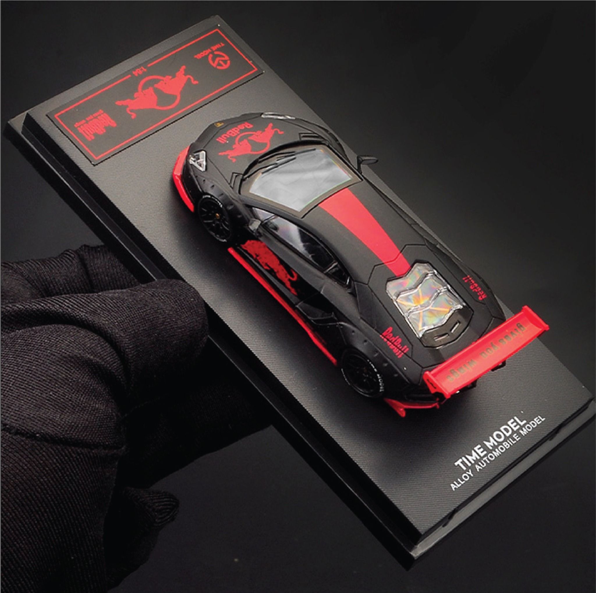  Mô hình xe Lamborghini Aventador LP700 1.0 Red Bull Cool Black tỉ lệ 1:64 TM640205 Time Micro 