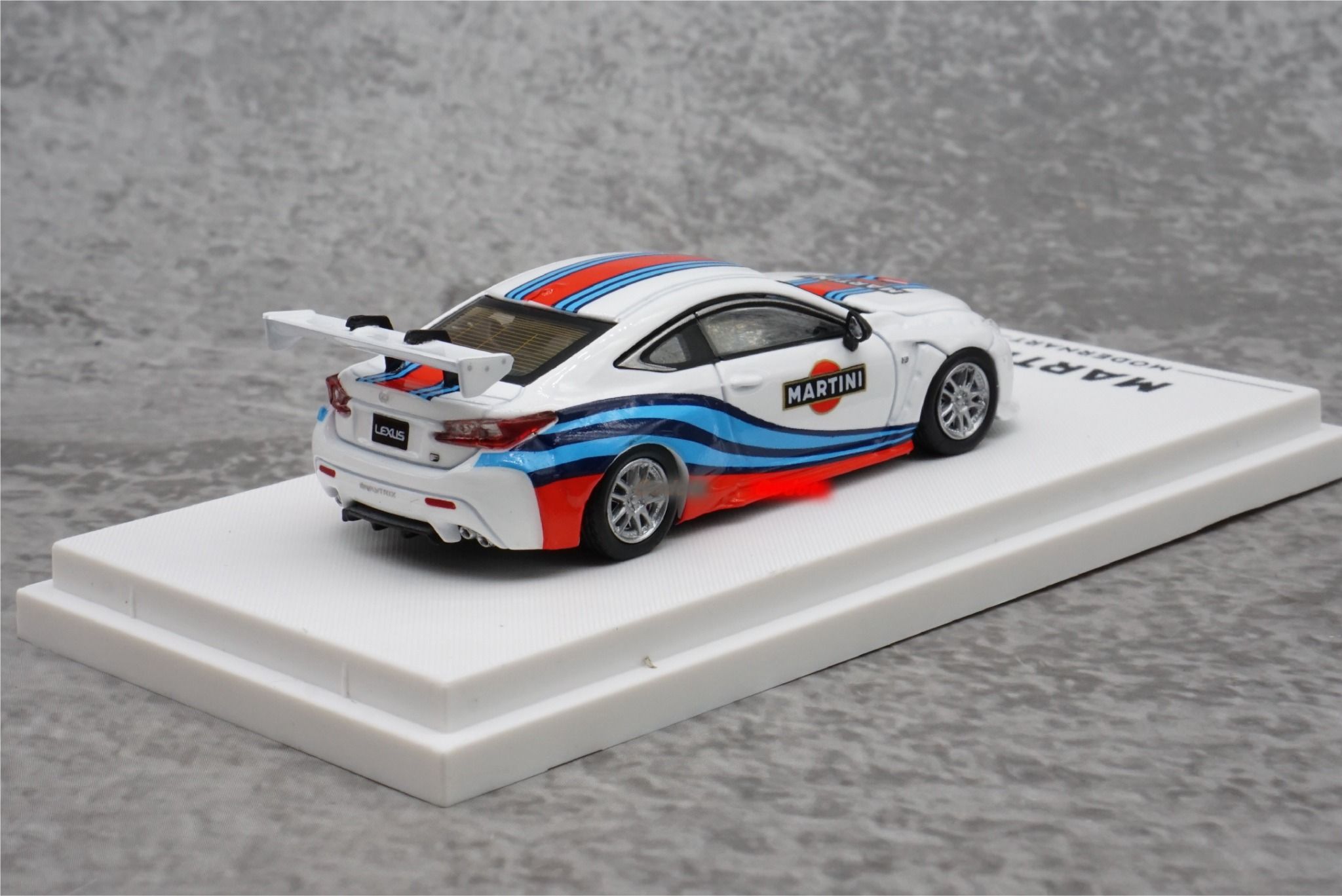  Mô hình xe Lexus Martini Racing white tỉ lệ 1:64 TM641811 Time micro 