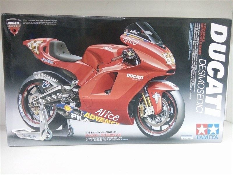  Mô hình Kit Mô tô Ducati Desmosedici No.65 1:12 Tamiya 14101 