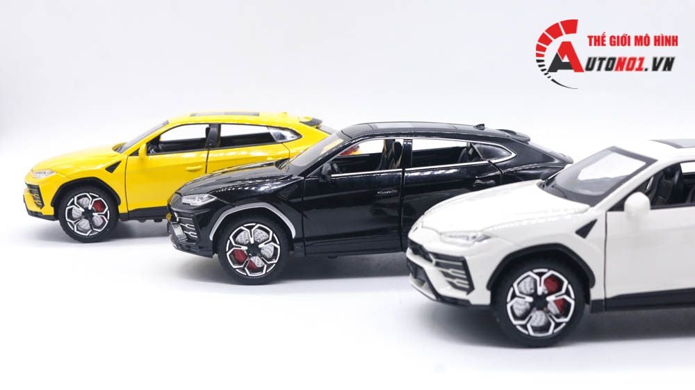  Mô hình xe Lamborghini Urus đánh lái được full open tỉ lệ 1:24 Chezhi OT406 