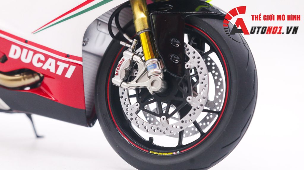 Mô hình xe cao cấp Ducati 1199 Panigale tricolor 1:12 Tamiya D227E