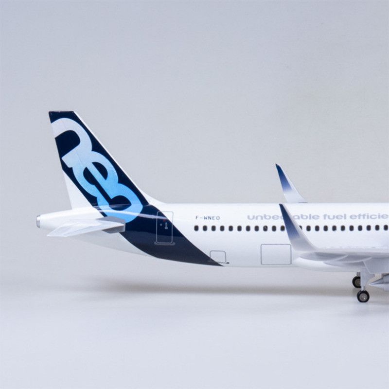  Mô hình máy bay USA Airbus A320 Neo có đèn led tự động theo tiếng vỗ tay hoặc chạm 47cm MB47035 