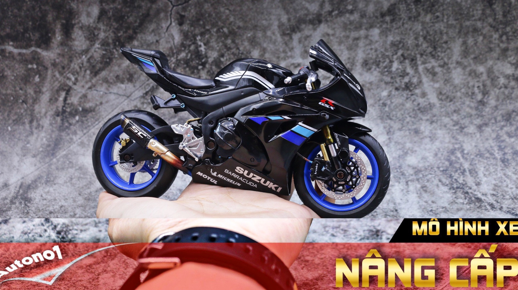  Mô hình xe độ Suzuki Gsx-R1000 Black Mâm độ pô 1:12 Autono1 D110C 