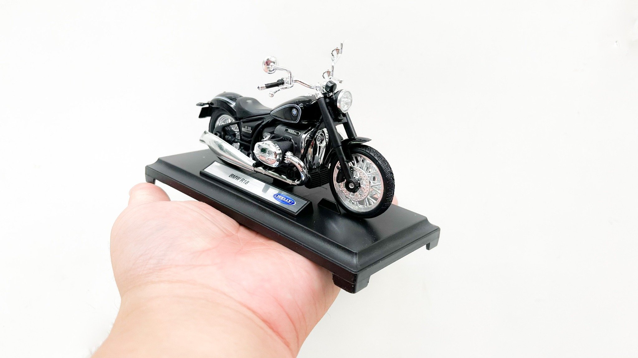  Mô hình xe BMW R18 1800cc tỉ lệ 1:18 Welly MT007 