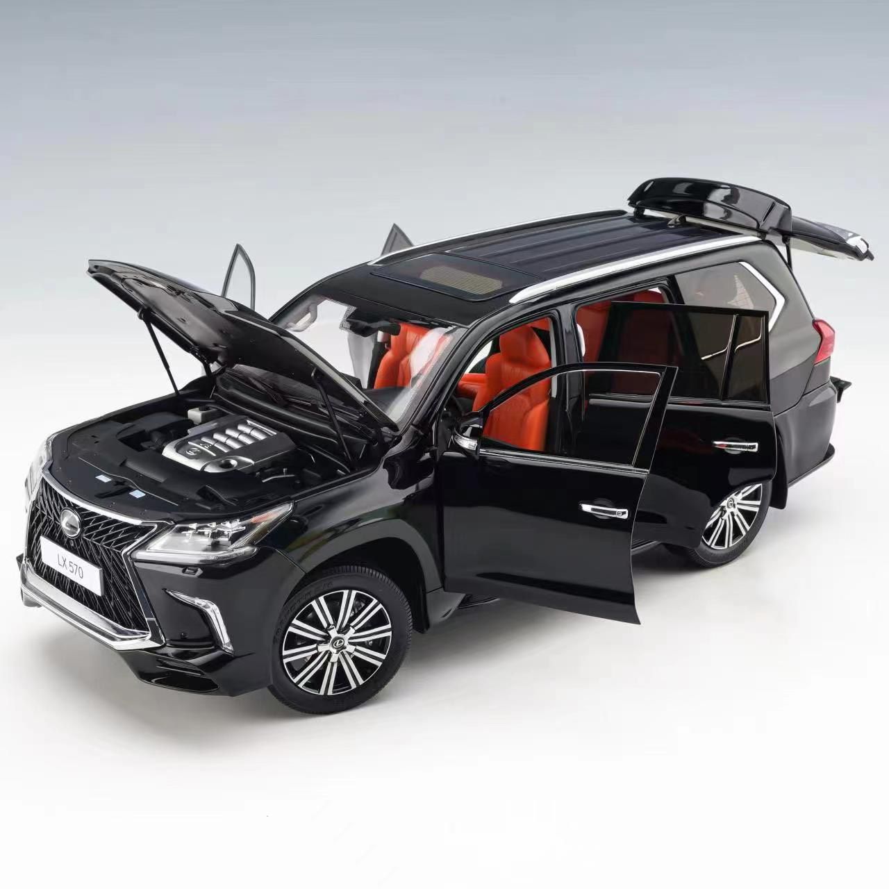  Mô hình xe Lexus LX570 tỉ lệ 1:18 LCD Models OT057 