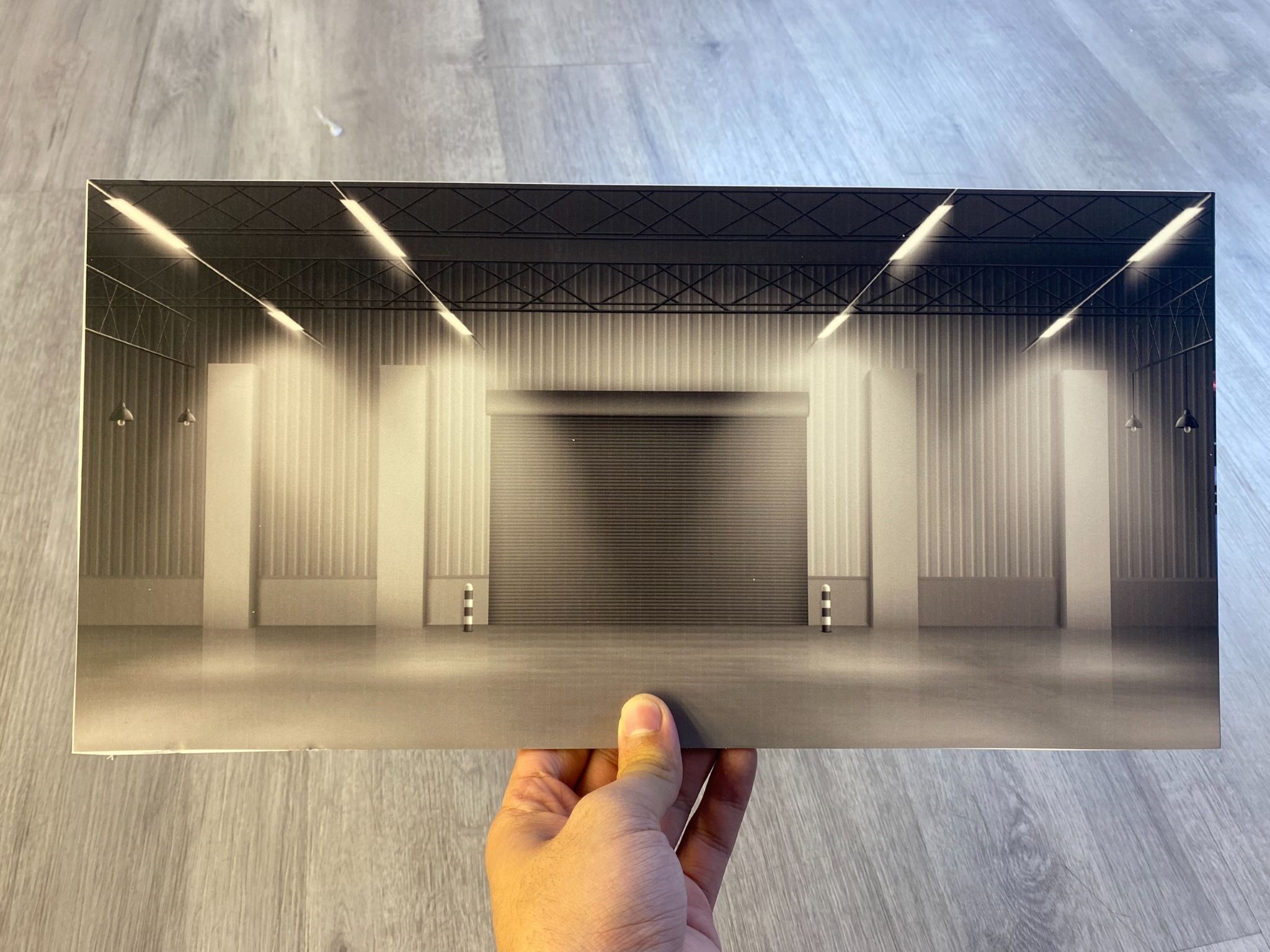  Diorama trưng bày 1 mặt background garage light gray dành cho mô hình DR016 