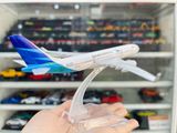  Mô hình máy bay Garuda Indonesia Airbus A330 có đế 16cm MB16205 
