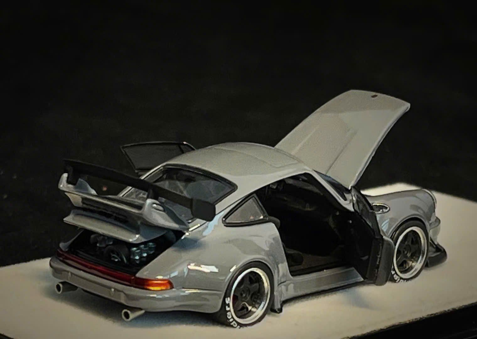  Mô hình xe Porsche RWB930 Cement Dust tỉ lệ 1:64 PGM-640208 