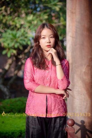 Áo bà ba lụa tơ tằm màu hồng họa tiết hoa