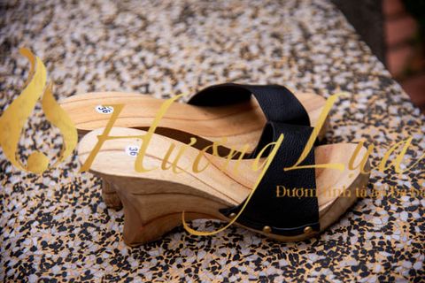 Guốc mộc Hương Lụa