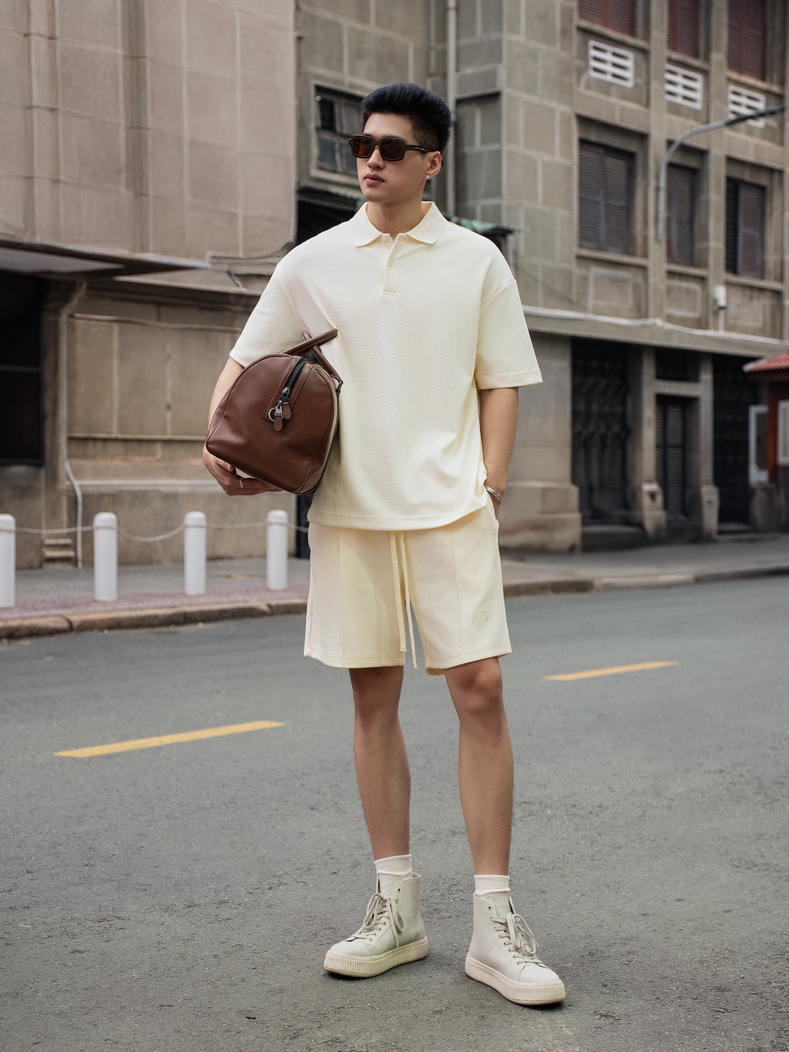AG001 STUDIO LOOSE FIT BASIC POLO - OFF WHITE