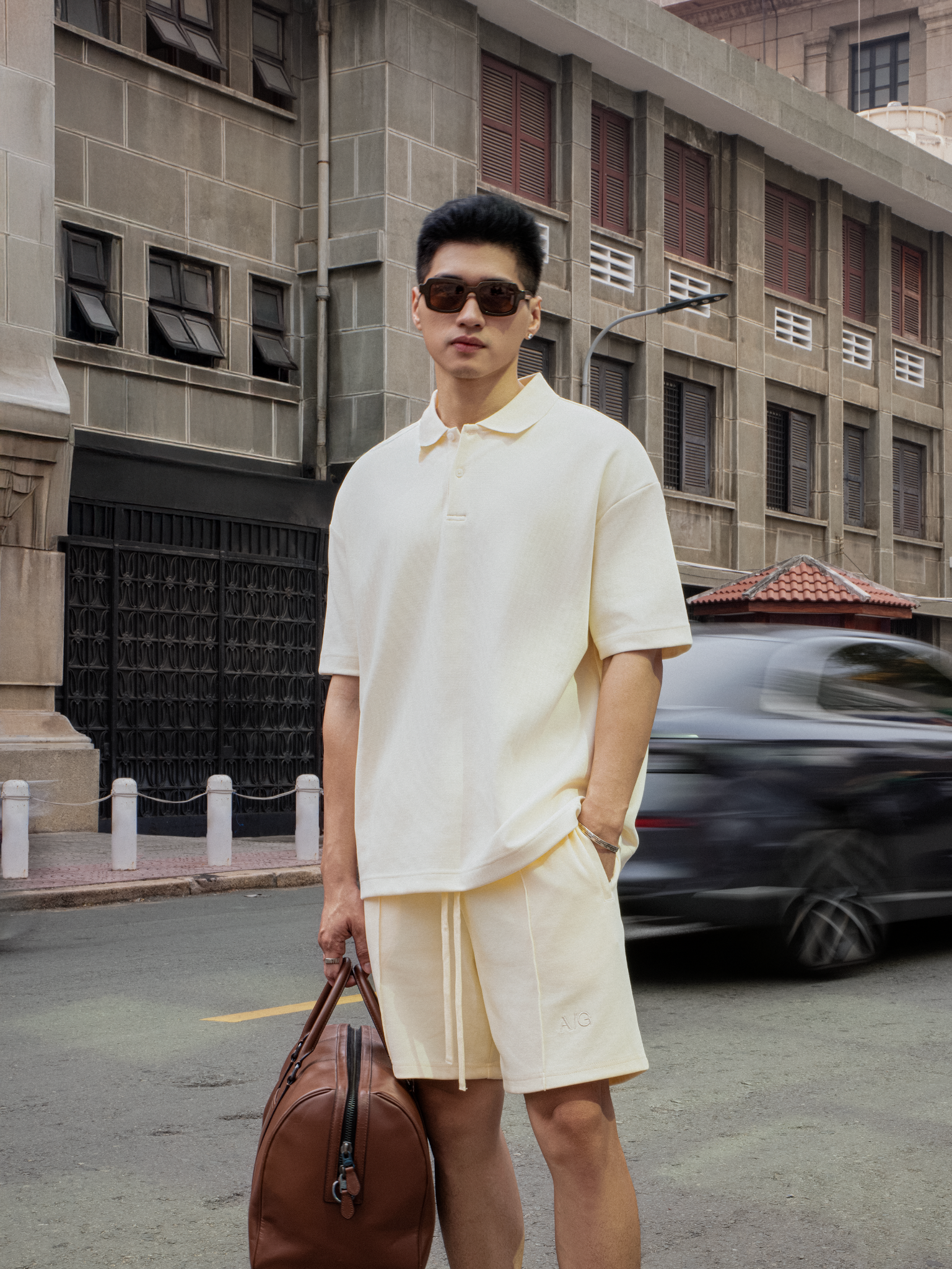 AG001 STUDIO LOOSE FIT BASIC POLO - OFF WHITE