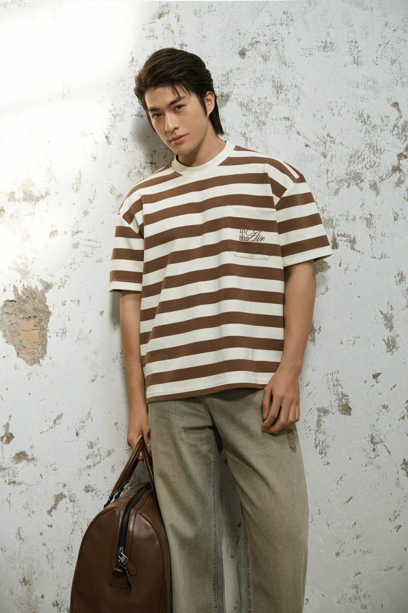 AG01 STUDIO LOOSE FIT STRIPED T-SHIRT - BROWN