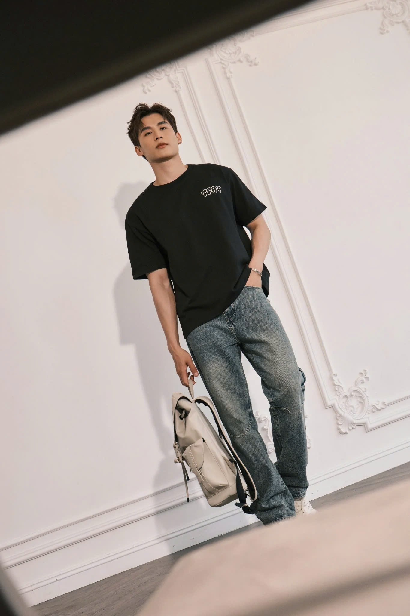 AG15 STUDIO LOOSE FIT BUBLE PRINTED LOGO T-SHIRT - BLACK