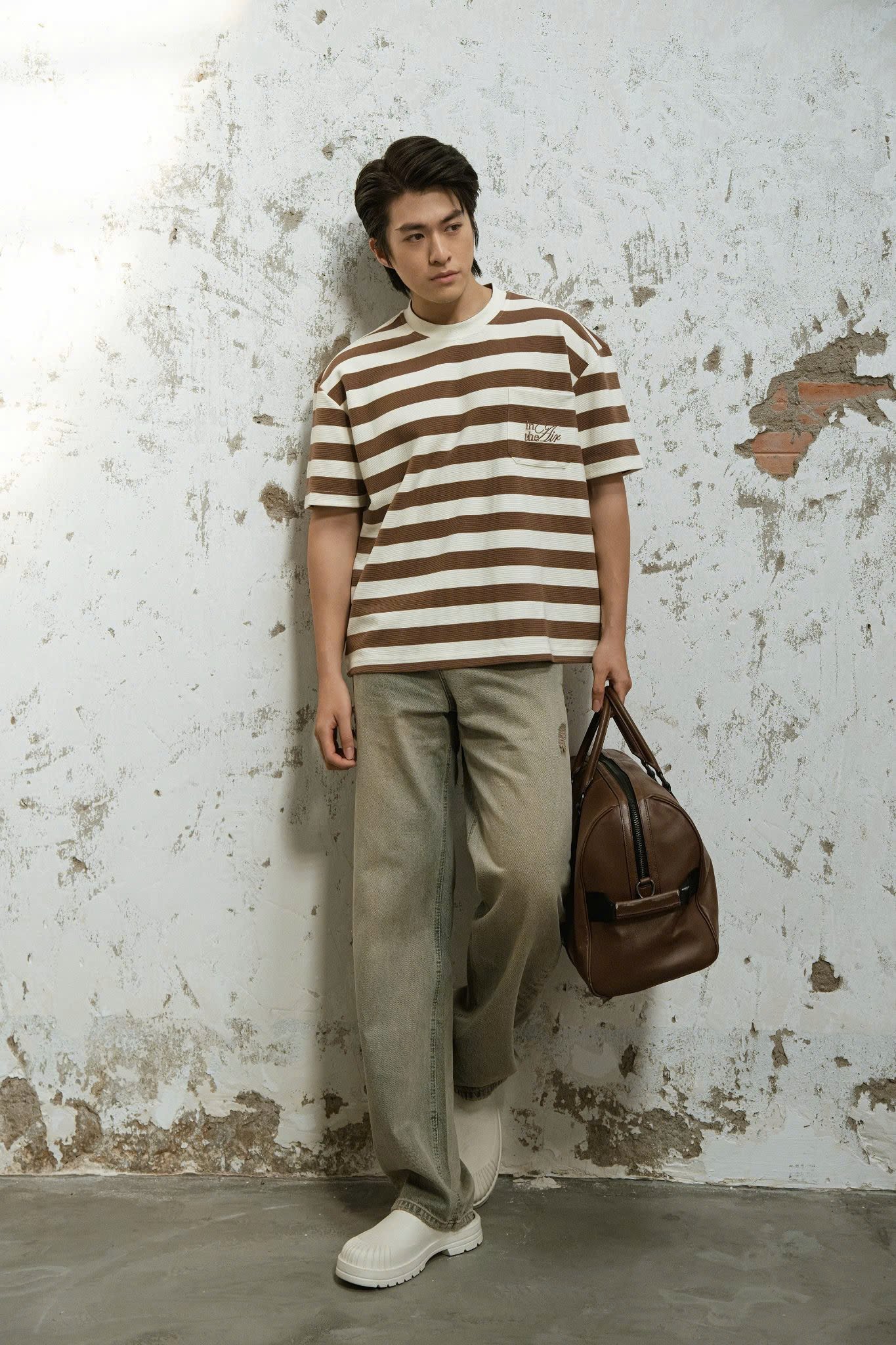 AG01 STUDIO LOOSE FIT STRIPED T-SHIRT - BROWN