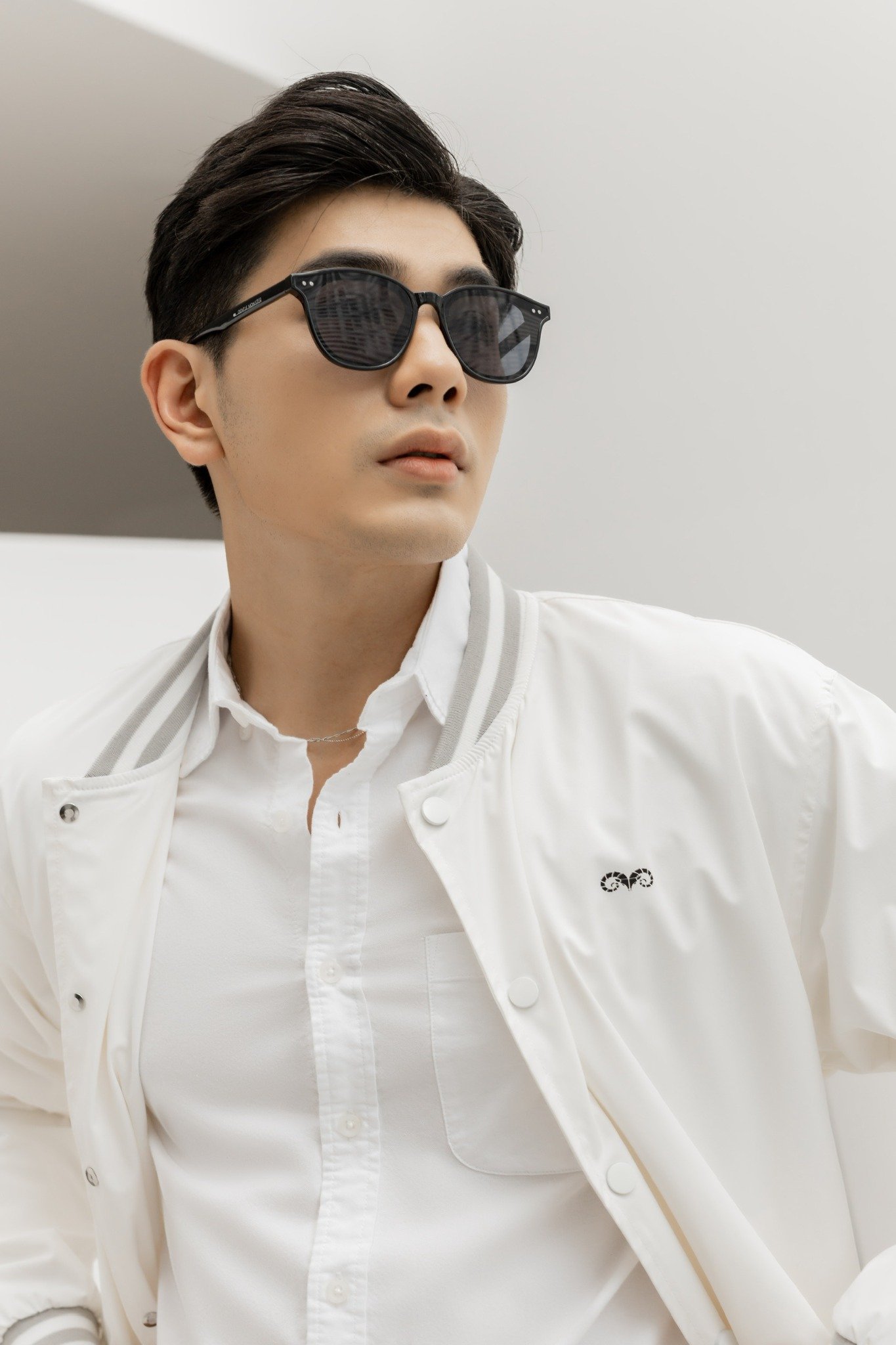3819 FACTORY LOOSE FIT BASIC BOMBER - WHITE