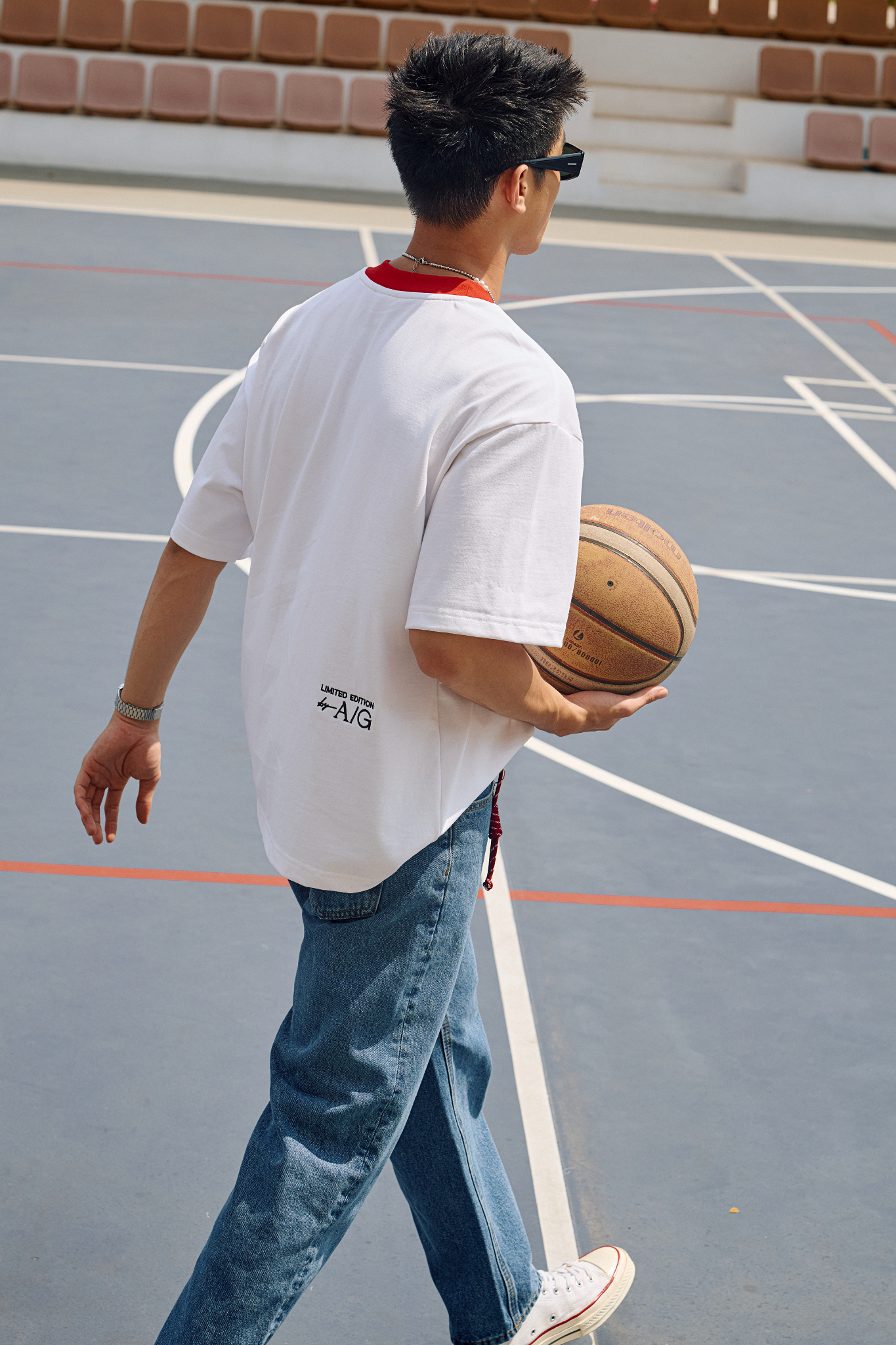 HT10 NEW EMBROIDERY LOGO TSHIRT- RED