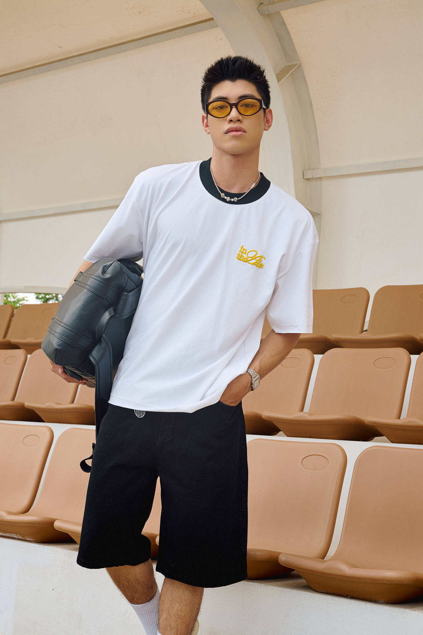 HT11 NEW EMBROIDERY LOGO TSHIRT-BLACK