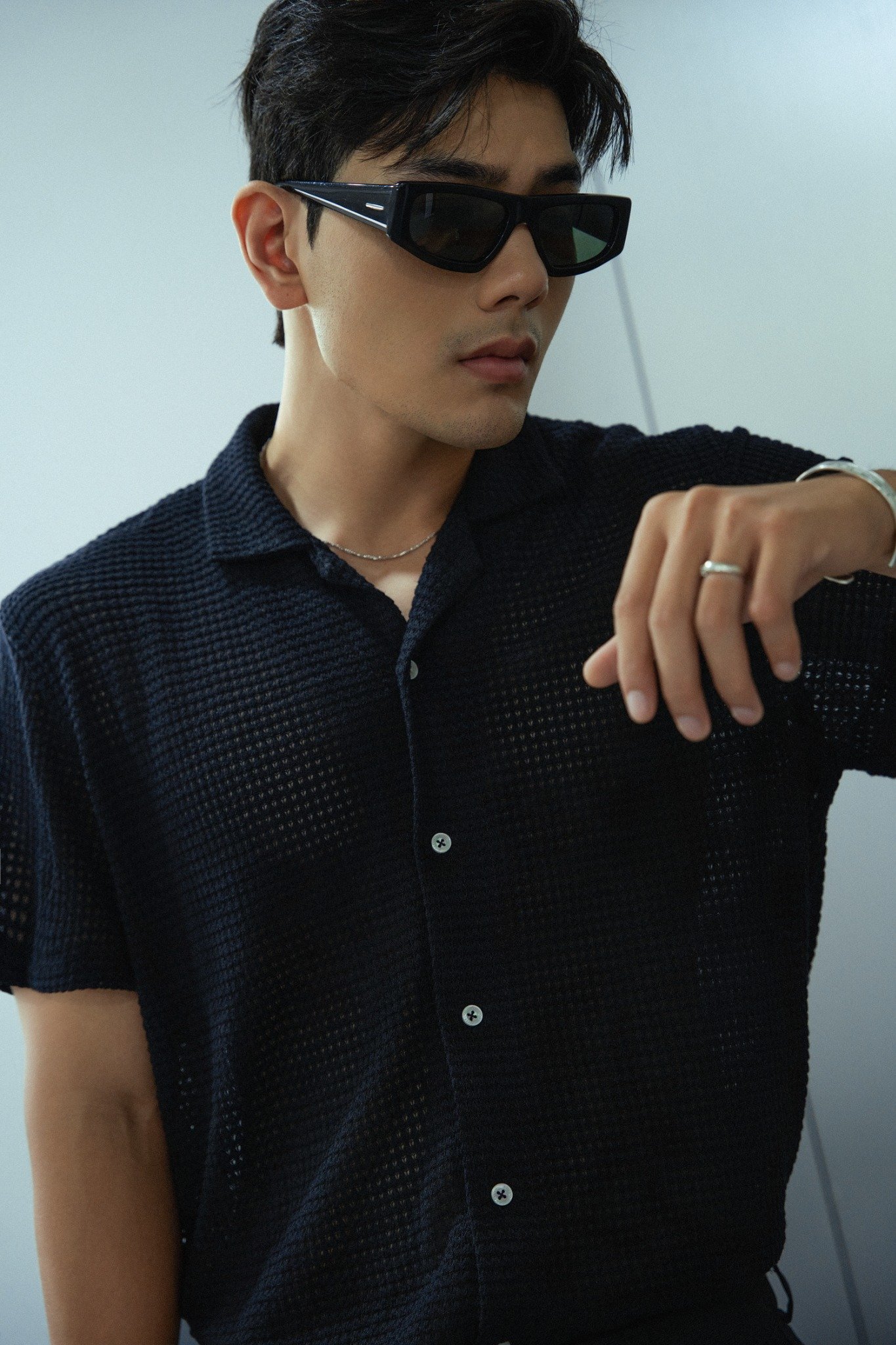 AG533 STUDIO LOOSE FIT CROCHET CUBAN SHIRT - BLACK