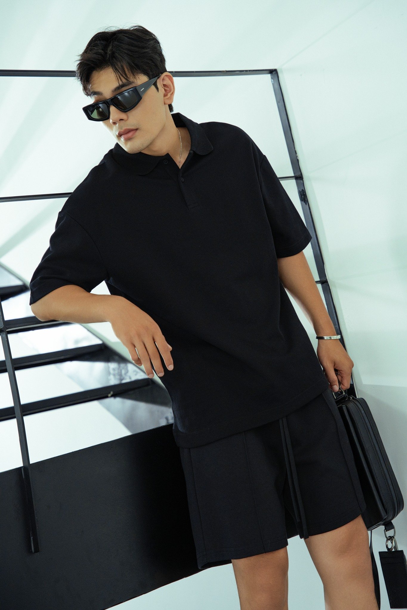 AG001 STUDIO LOOSE FIT BASIC POLO - BLACK