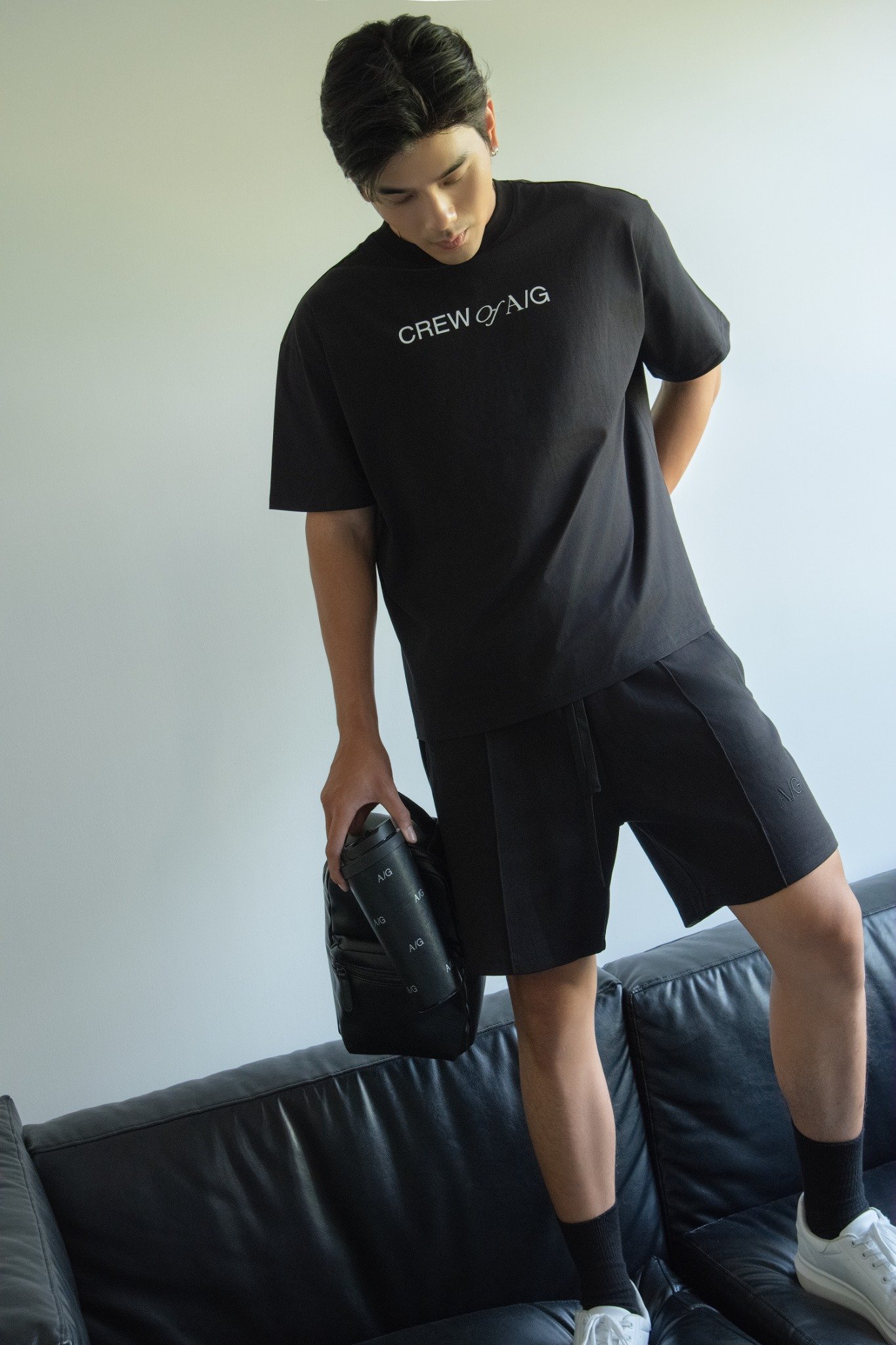 AG698 STUDIO LOOSE FIT PRINTED LOGO T-SHIRT - BLACK