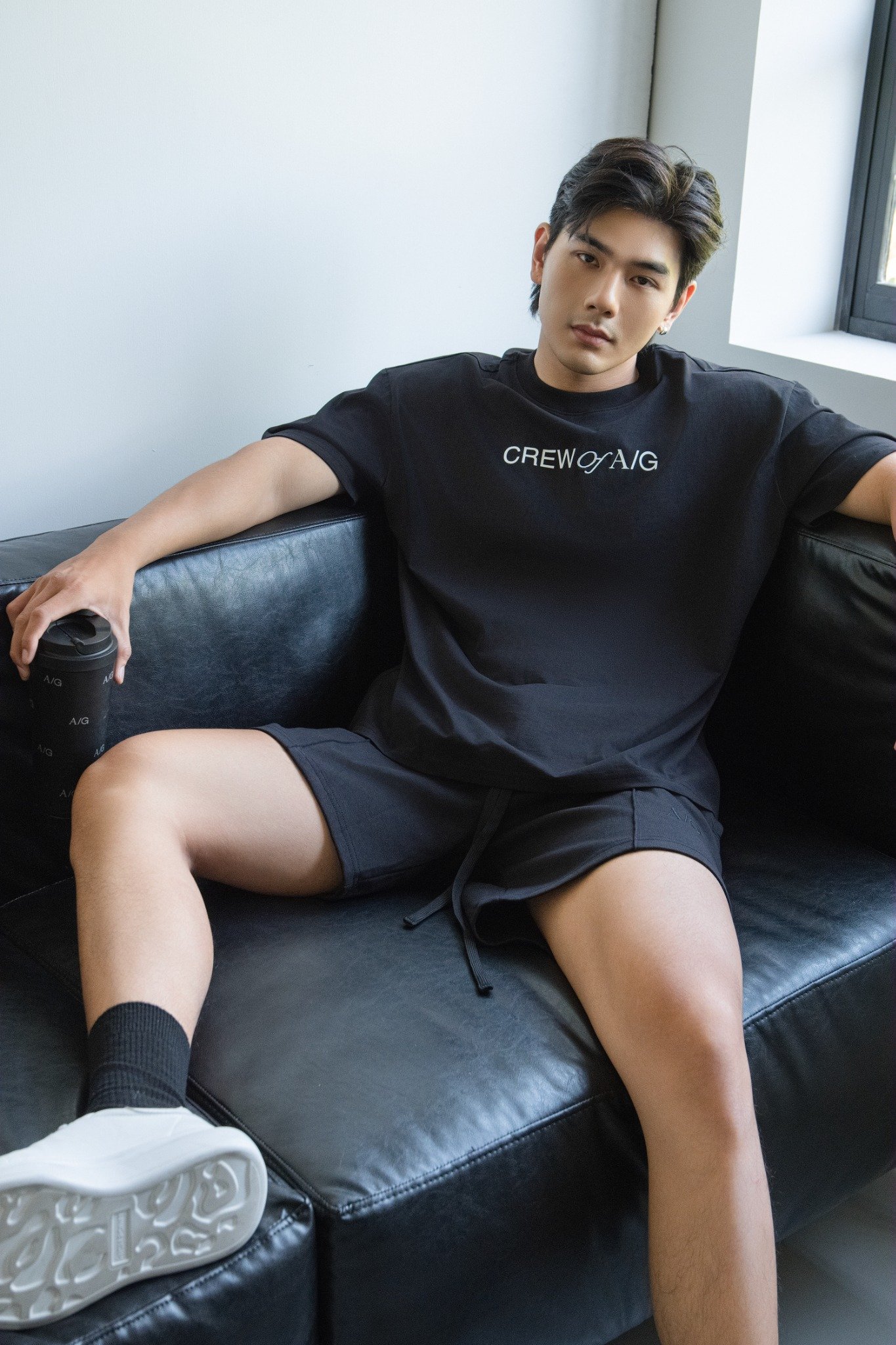 AG698 STUDIO LOOSE FIT PRINTED LOGO T-SHIRT - BLACK