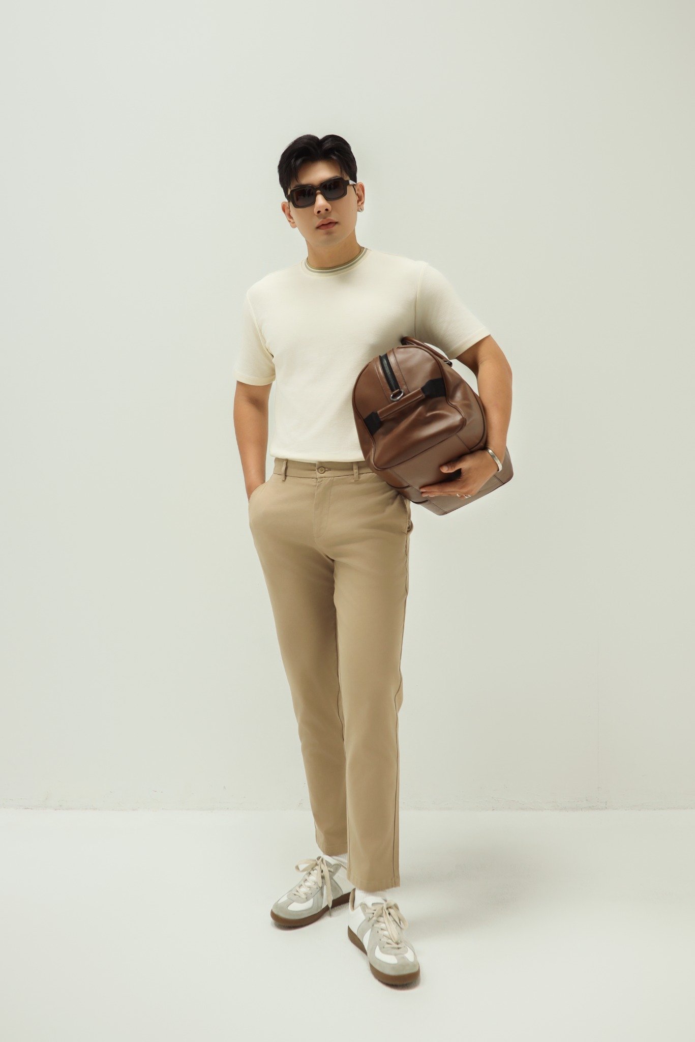 AG511 PREMIUM SLIMFIT KHAKI TROUSERS - DARK BROWN