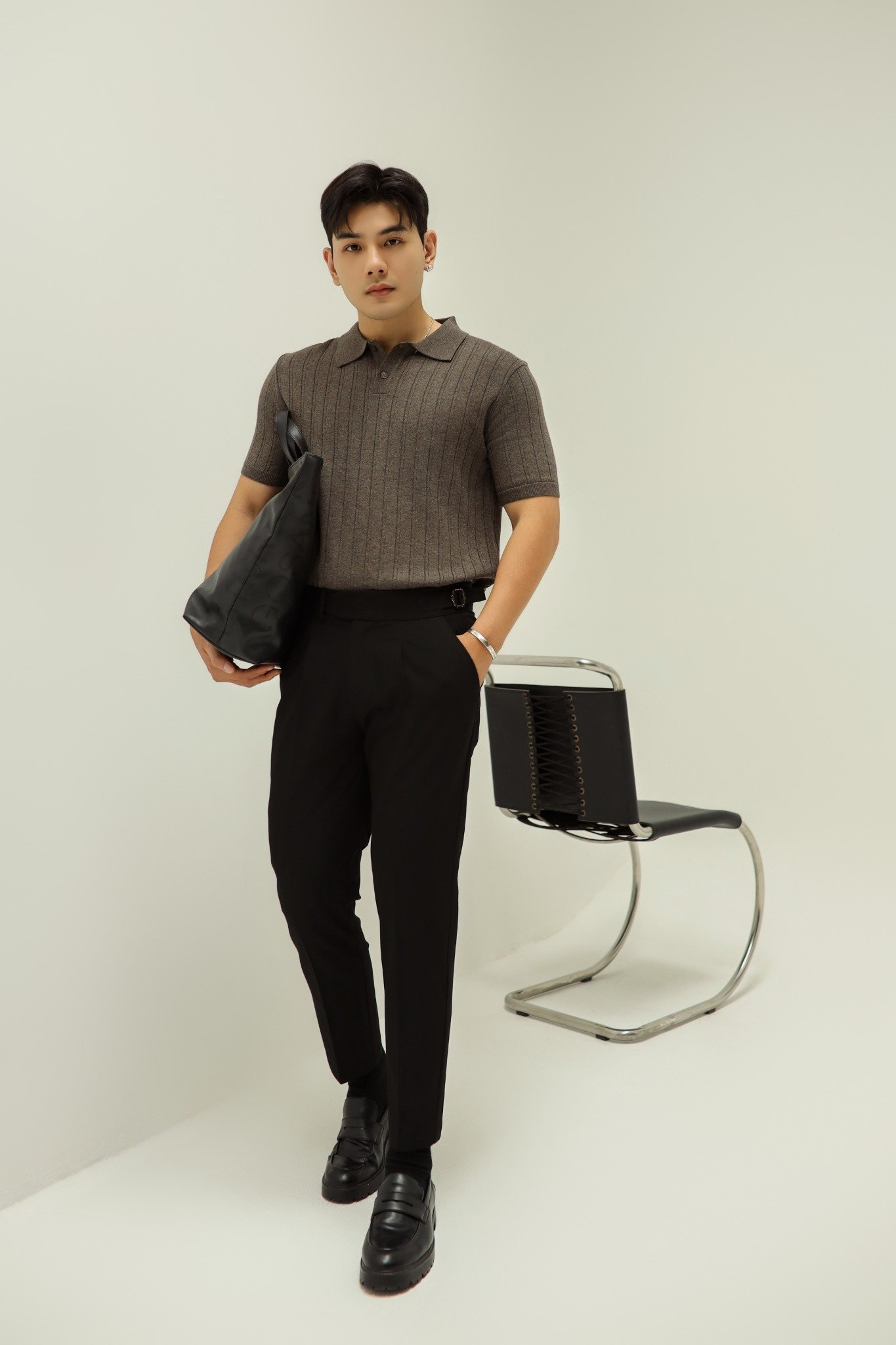 AG551 PREMIUM SLIMFIT SIDETAB TROUSERS - BLACK