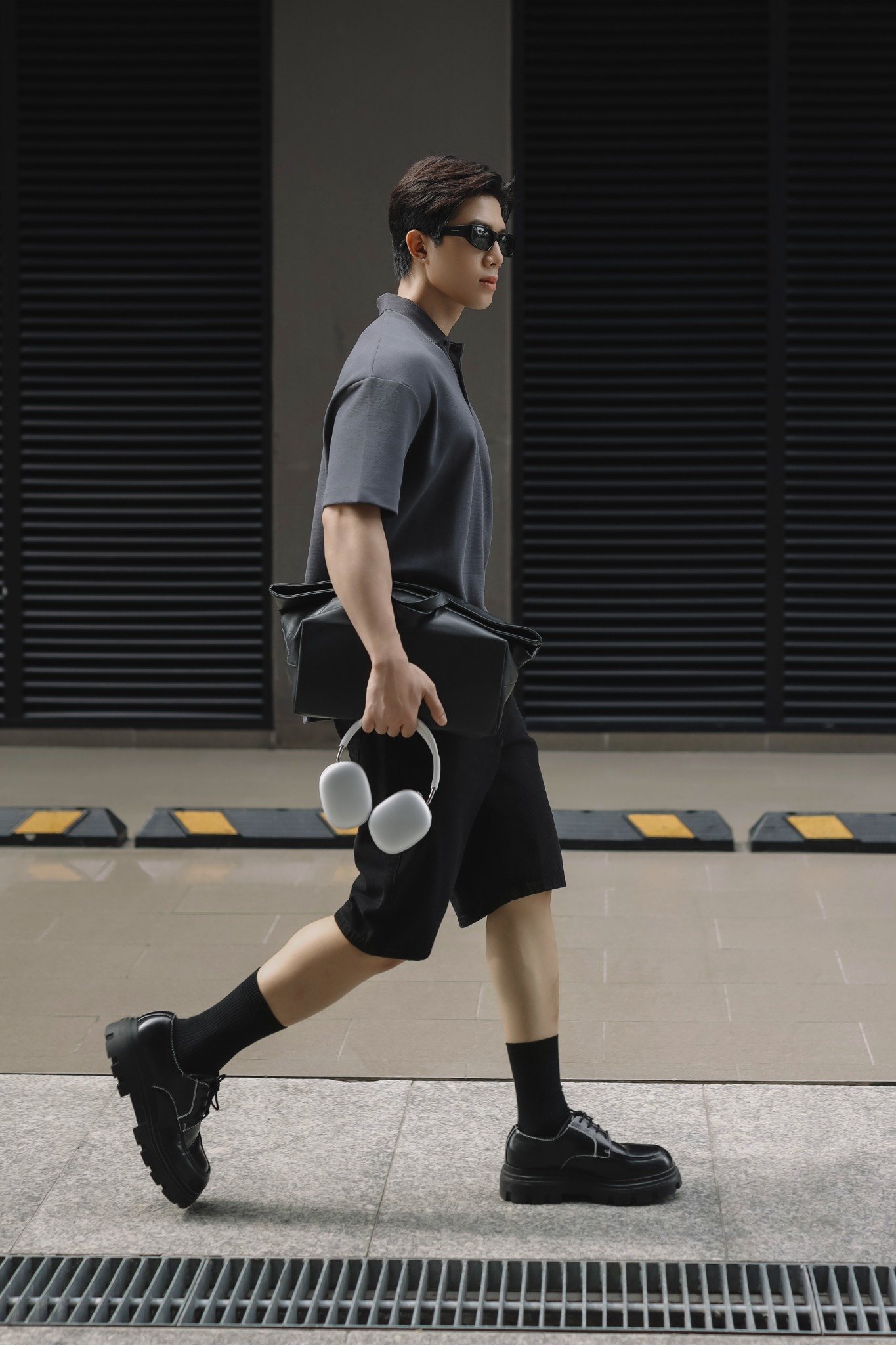AG001 STUDIO LOOSE FIT BASIC POLO - PRUSSION BLUE