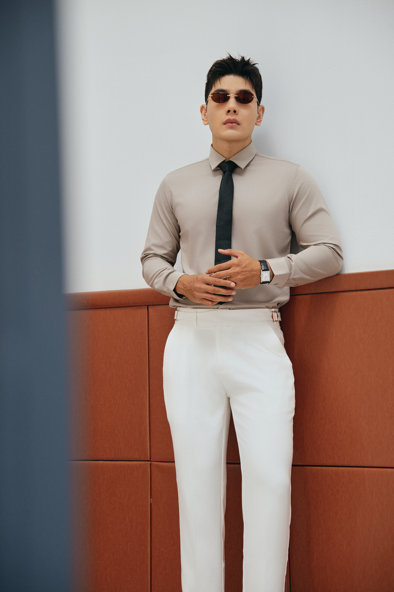 AG516 PREMIUM SLIMFIT SIDETAB TROUSERS - WHITE