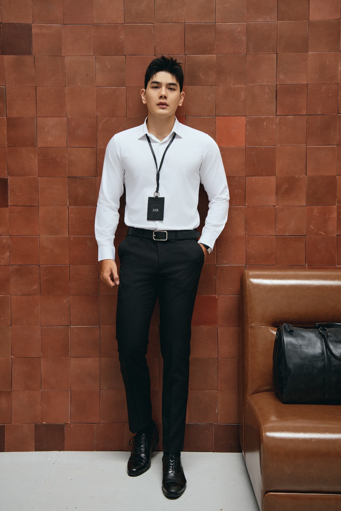 AG007 PREMIUM SLIMFIT TEXTURE SHIRT - WHITE