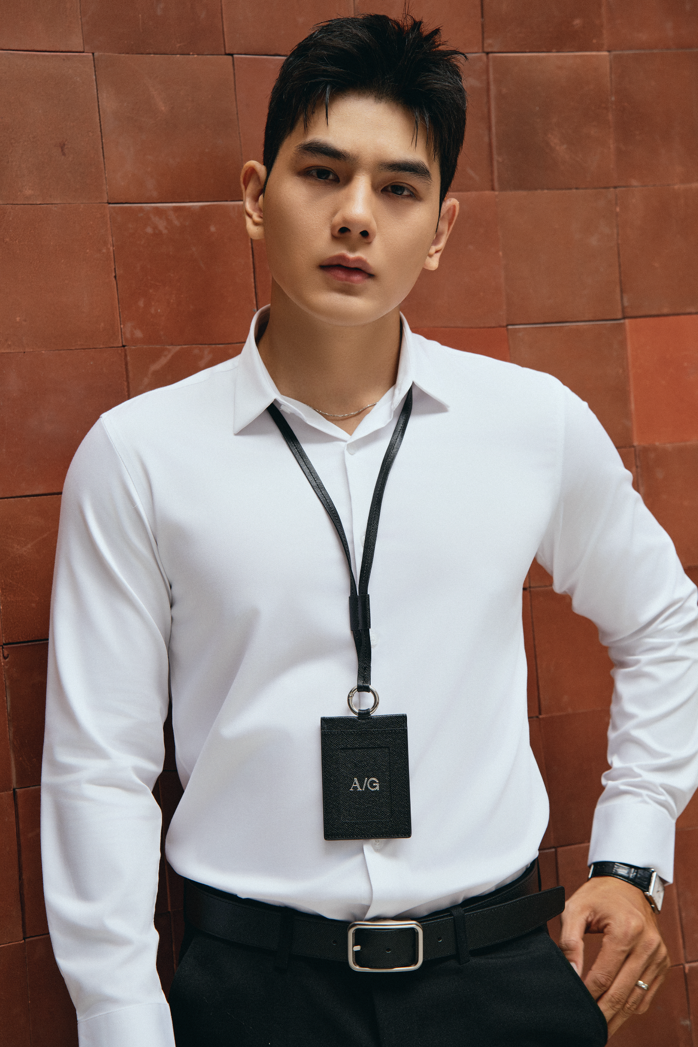 AG007 PREMIUM SLIMFIT TEXTURE SHIRT - WHITE