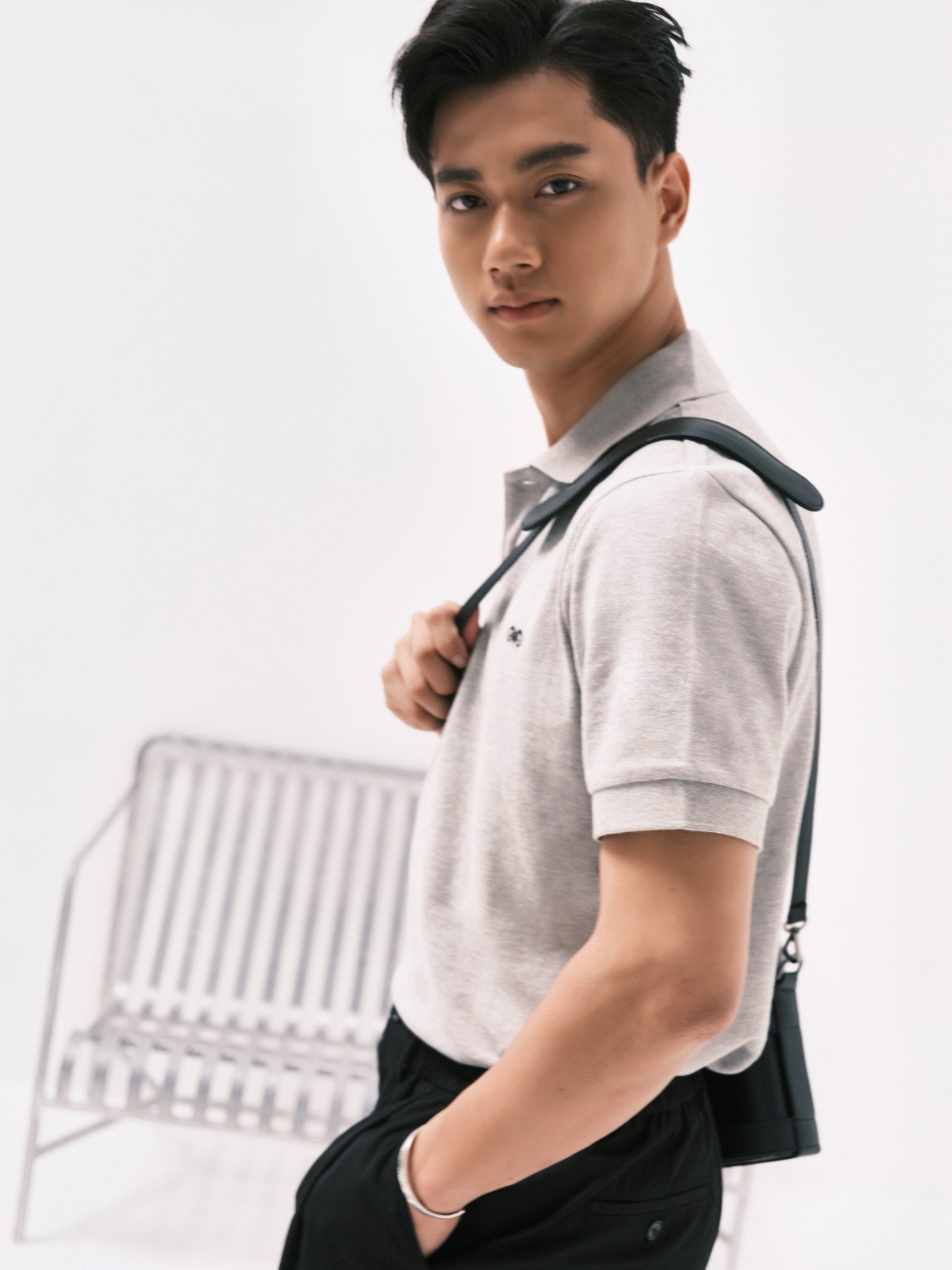 AG001 PREMIUM REGULAR FIT POLO - LIGHT GREY