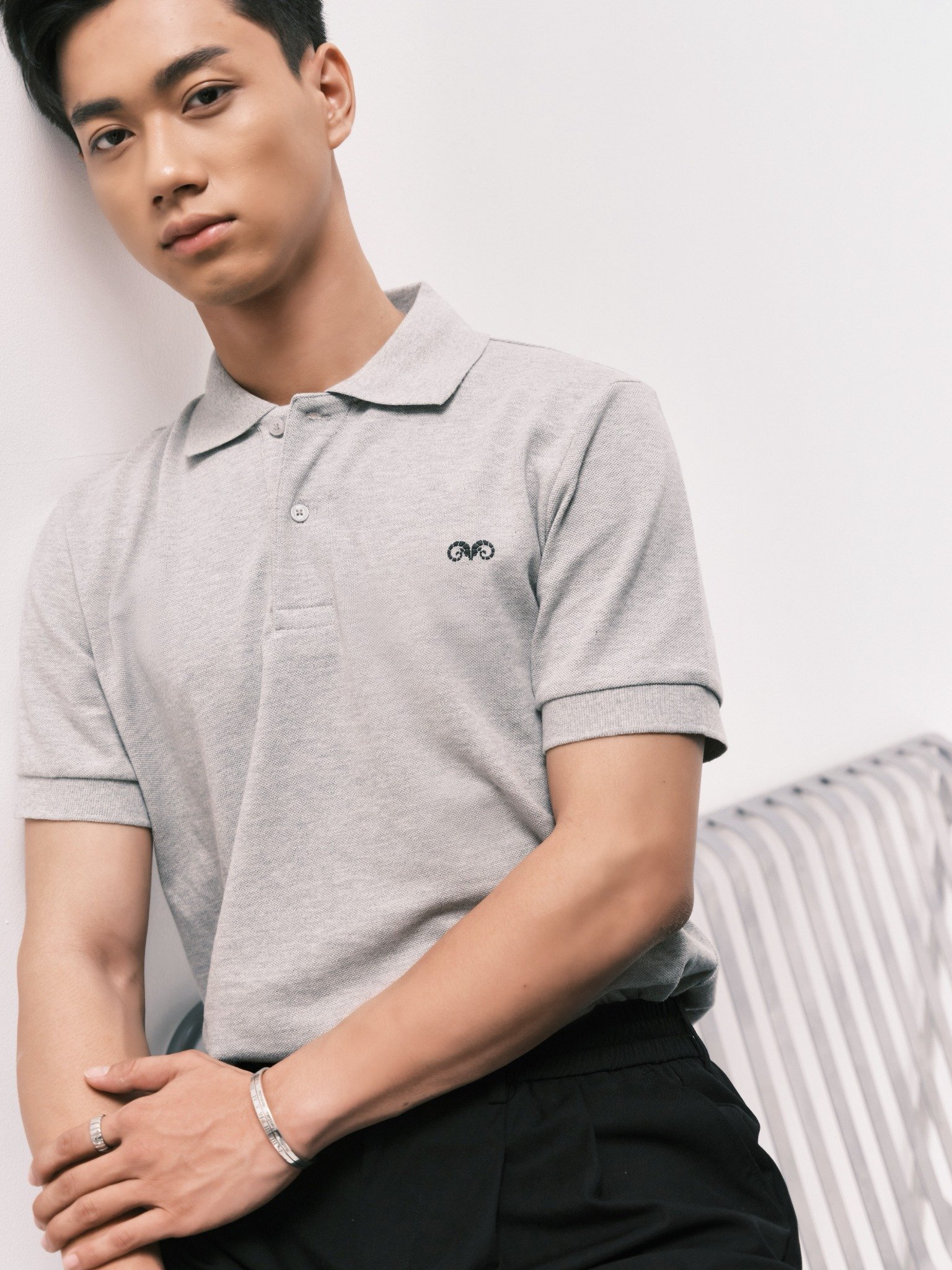 AG001 PREMIUM REGULAR FIT POLO - LIGHT GREY
