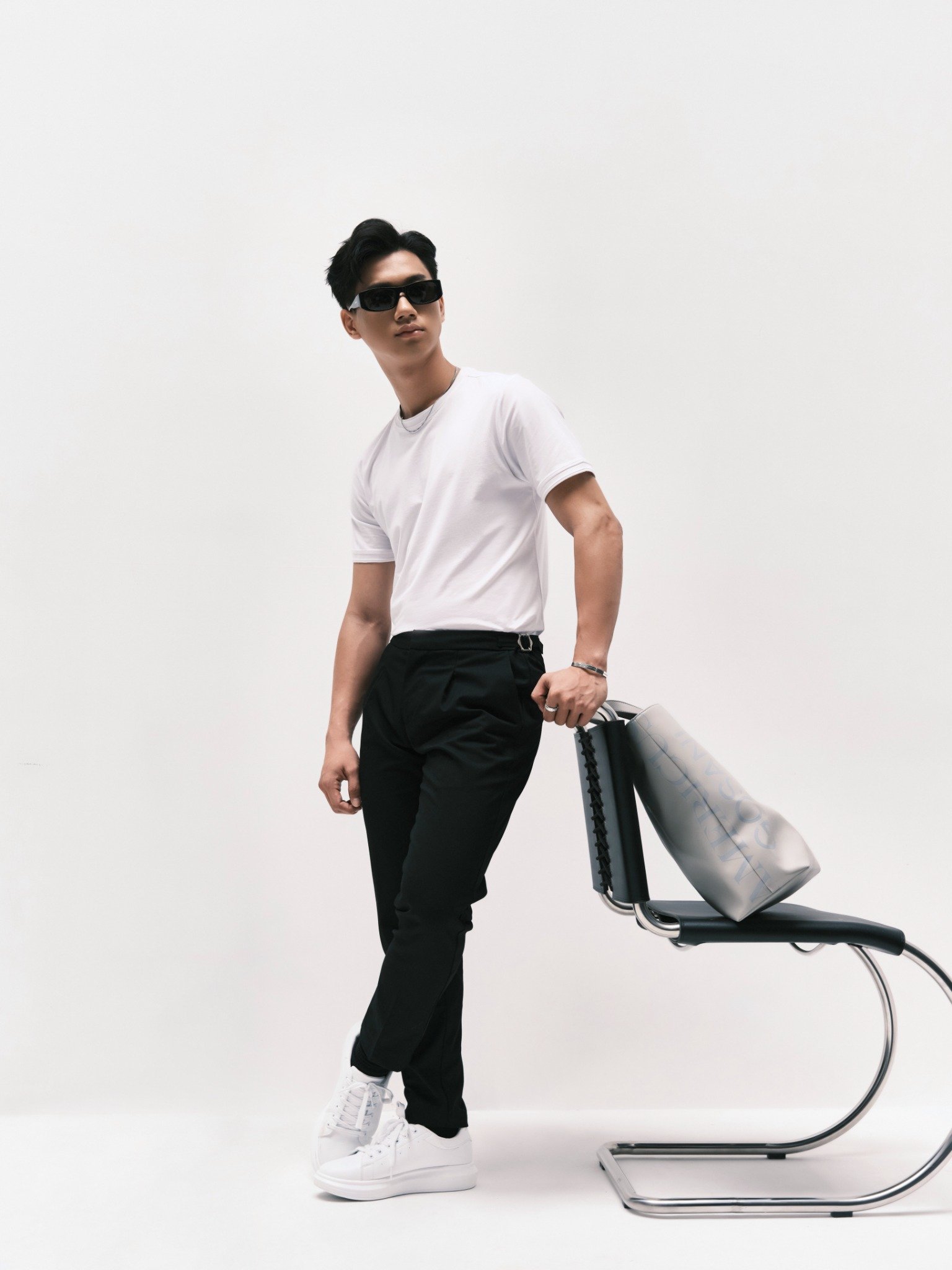 AG080 PREMIUM REGULAR FIT BASIC T-SHIRT - WHITE