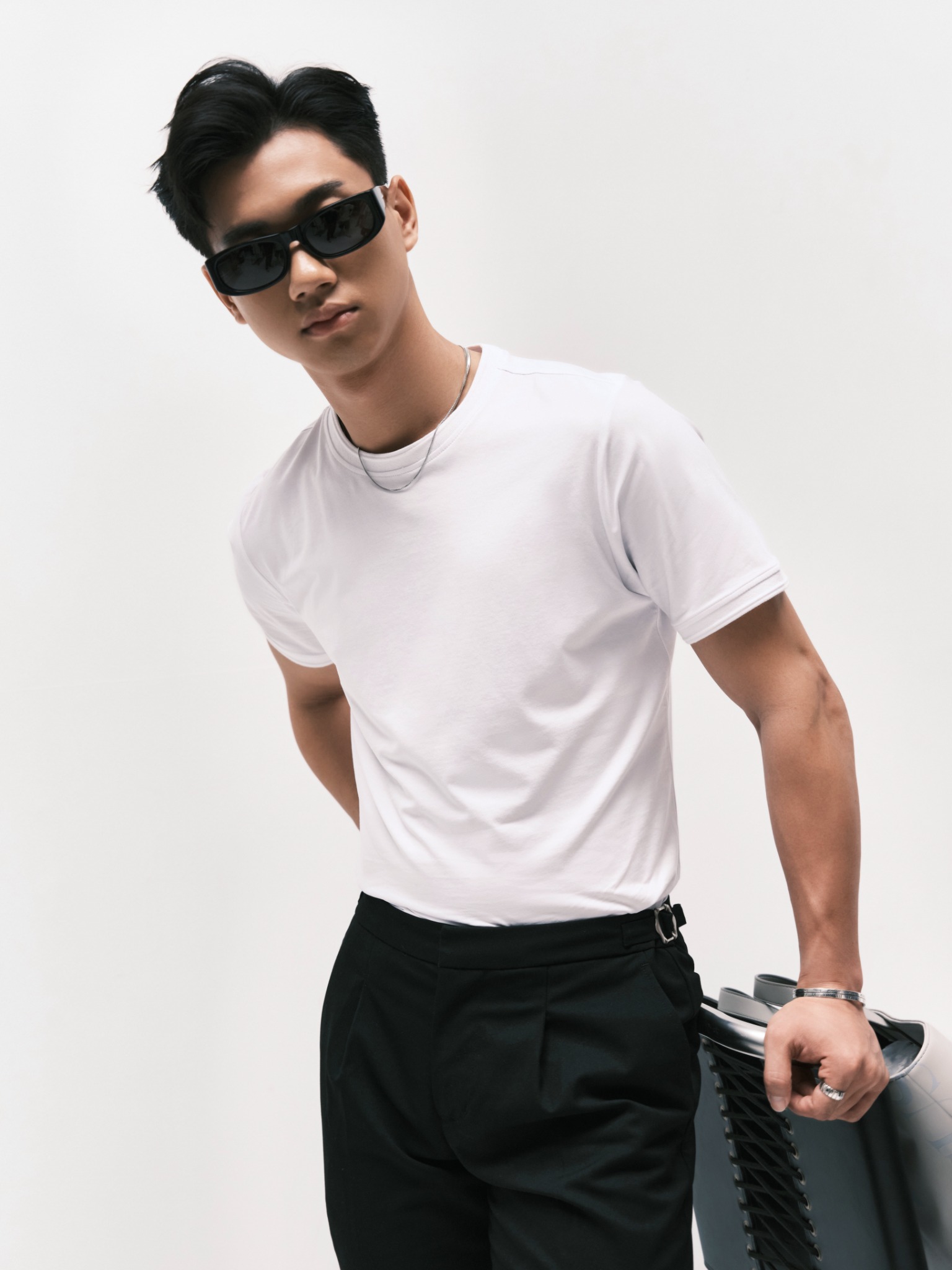 AG080 PREMIUM REGULAR FIT BASIC T-SHIRT - WHITE