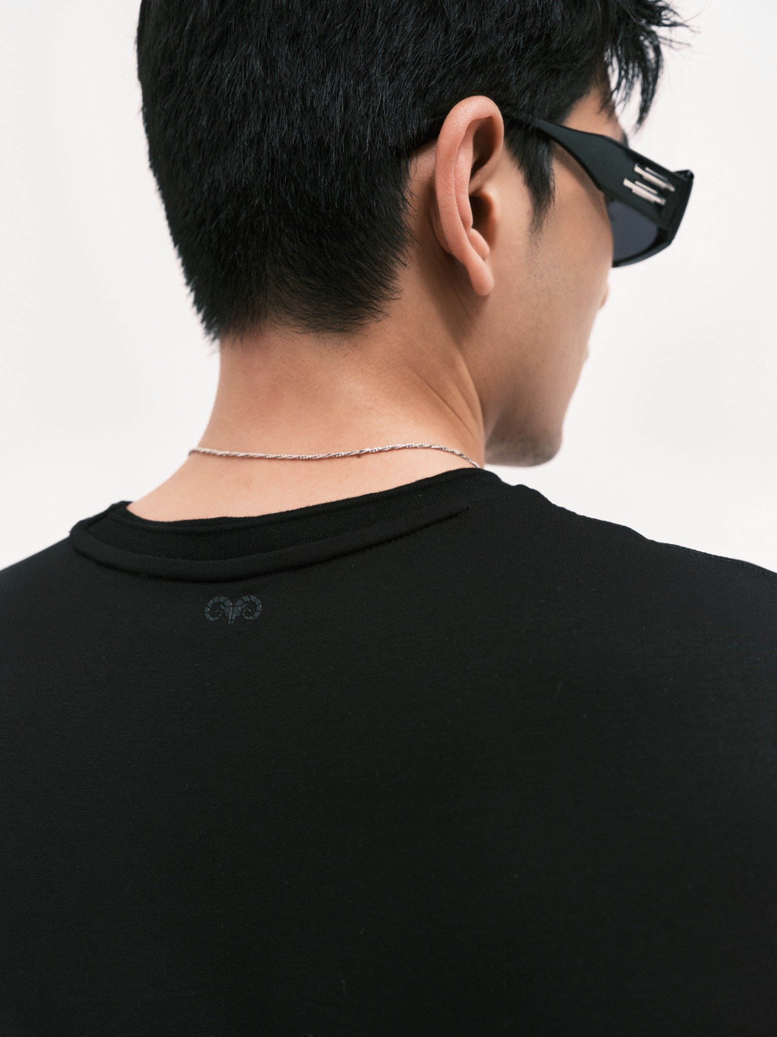 AG080 PREMIUM REGULAR FIT BASIC T-SHIRT - BLACK