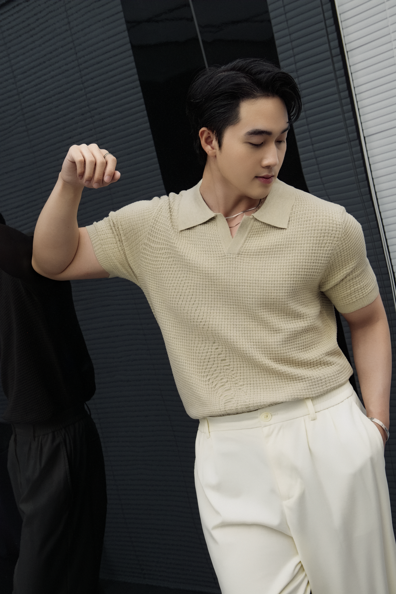 AG739 PREMIUM REGULAR FIT KNIT POLO - BEIGE