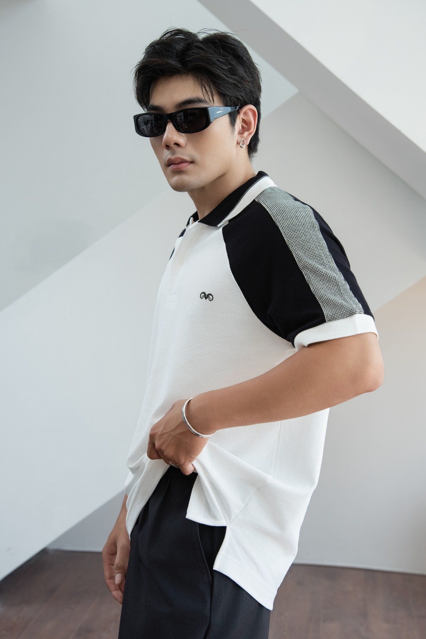 AG003 PREMIUM REGULAR FIT POLO - WHITE
